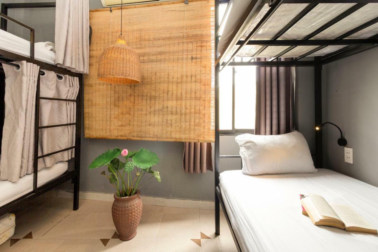 The Art - Vitamin Smiles Hostel Thành Pho Ho Chí Minh Esterno foto
