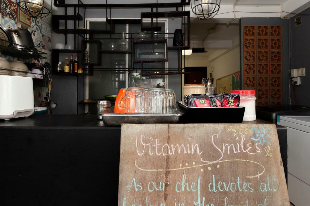 The Art - Vitamin Smiles Hostel Thành Pho Ho Chí Minh Esterno foto