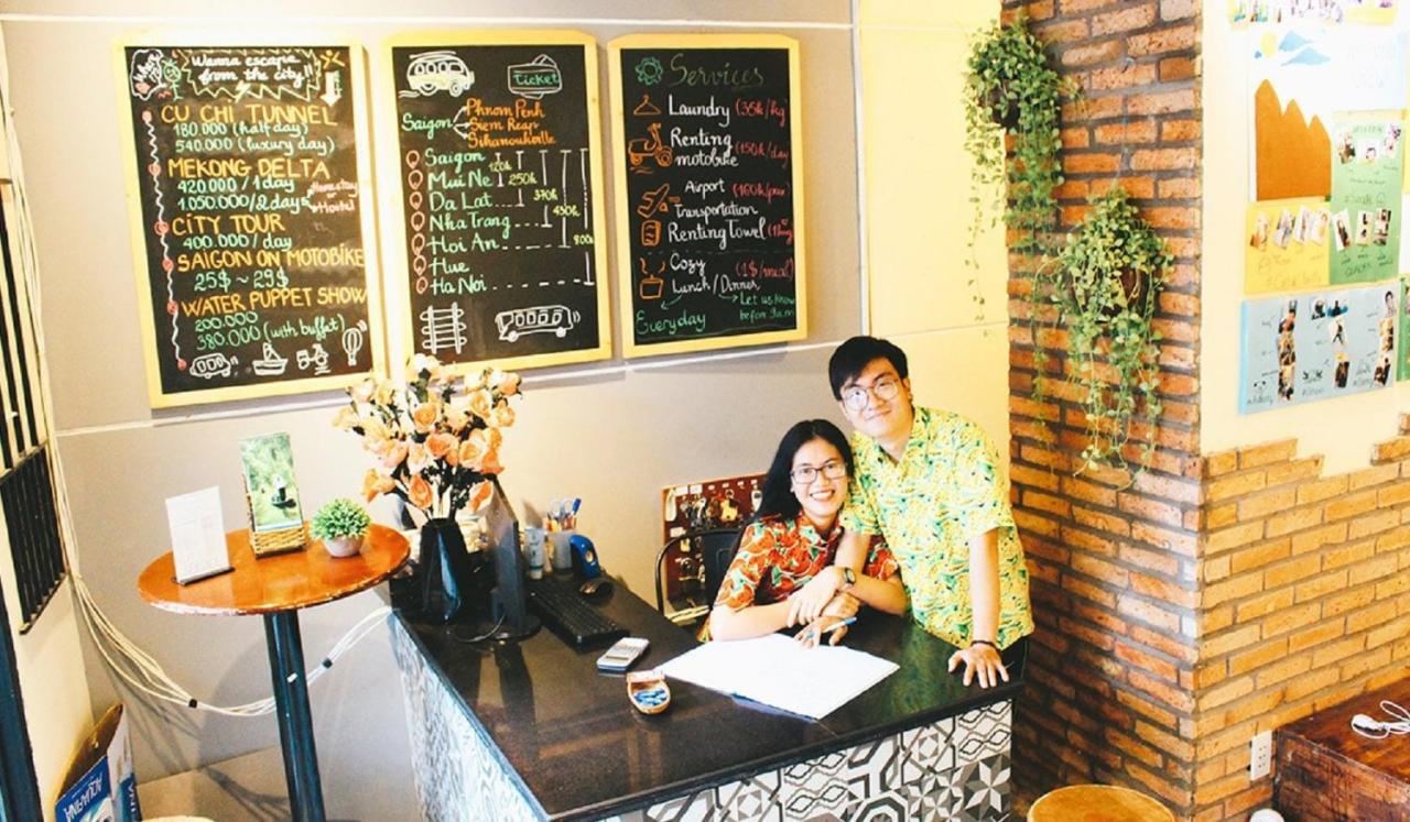 The Art - Vitamin Smiles Hostel Thành Pho Ho Chí Minh Esterno foto
