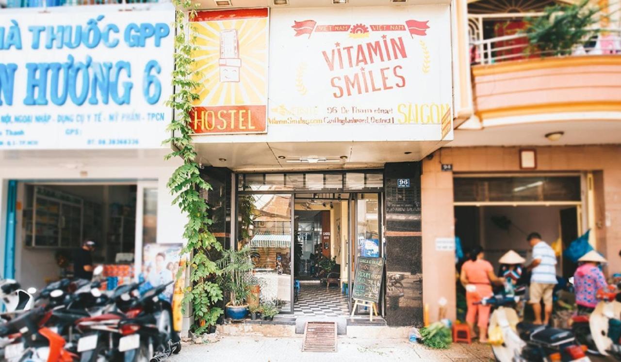 The Art - Vitamin Smiles Hostel Thành Pho Ho Chí Minh Esterno foto