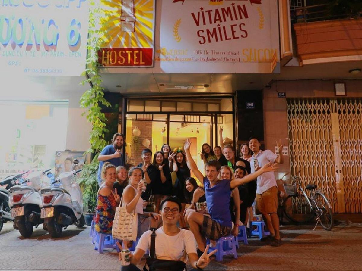 The Art - Vitamin Smiles Hostel Thành Pho Ho Chí Minh Esterno foto