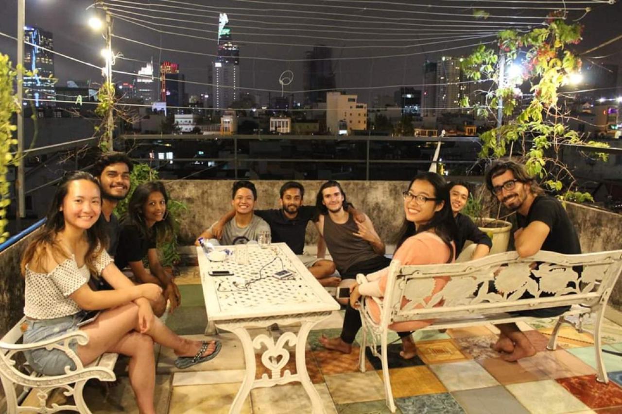 The Art - Vitamin Smiles Hostel Thành Pho Ho Chí Minh Esterno foto