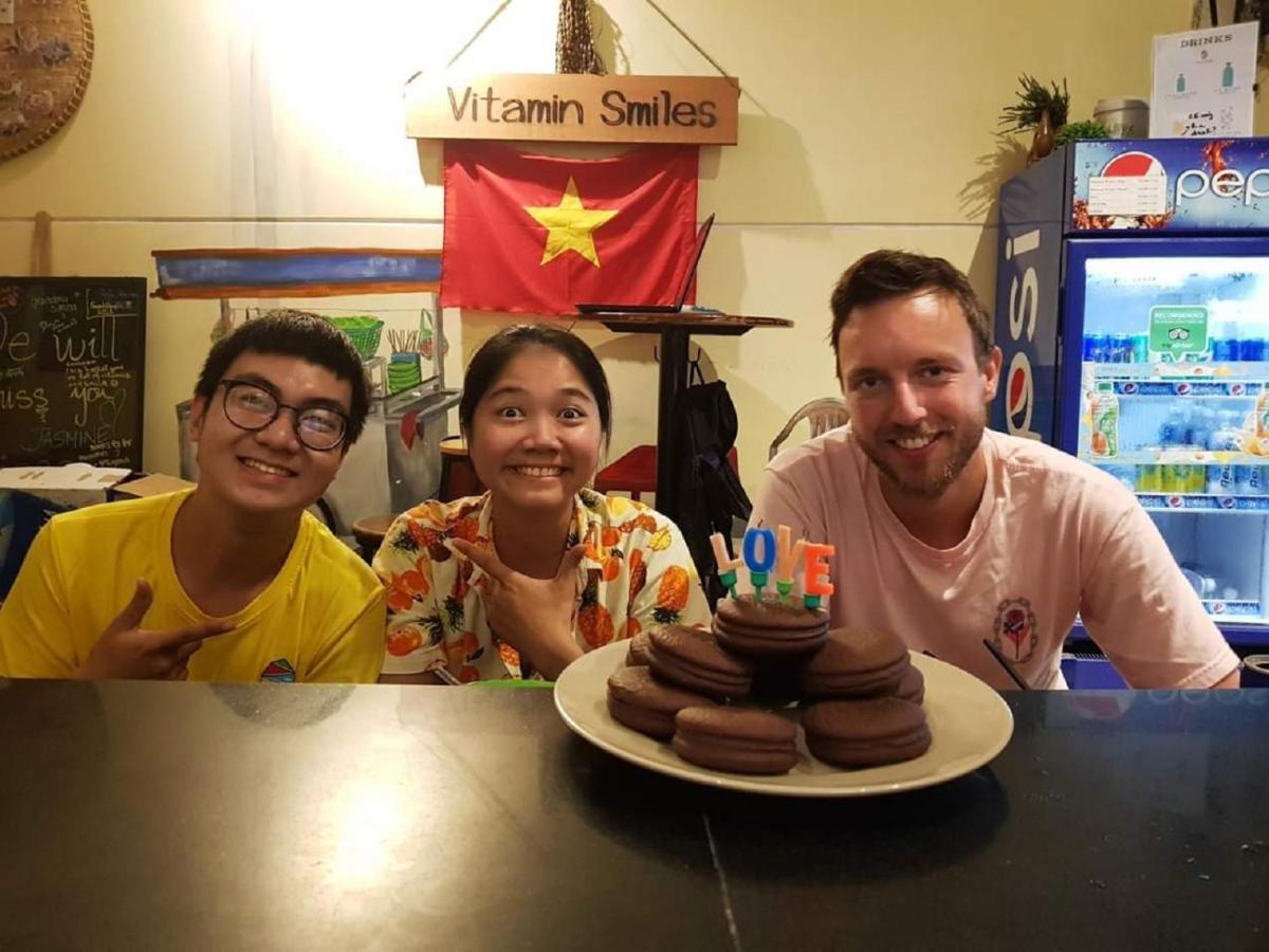 The Art - Vitamin Smiles Hostel Thành Pho Ho Chí Minh Esterno foto
